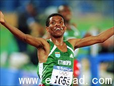 Gebrselassie celebrates his Olympic gold in Sydney