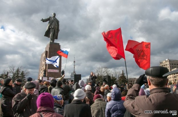 Pro-Russian demonstrators rallied at the statue over the winter months